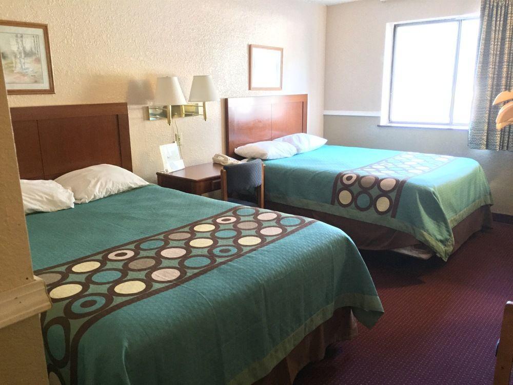 Super 8 By Wyndham Bath Hammondsport Area Motel Dış mekan fotoğraf
